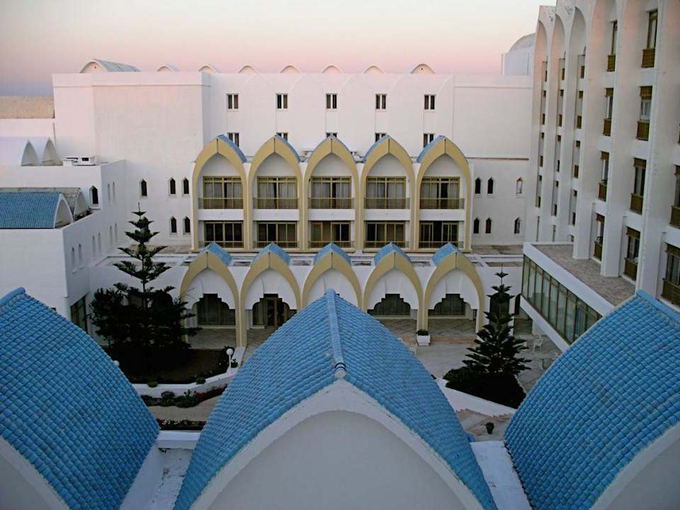 Strandseite aus der 4. Etage Hotel Amir Palace