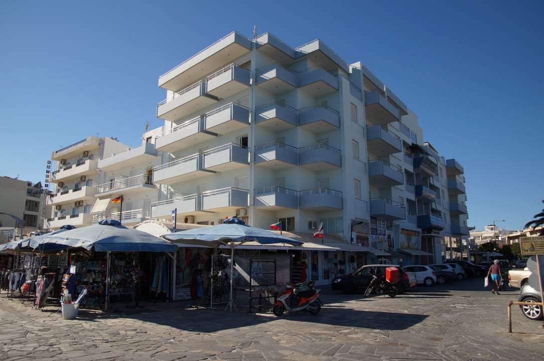 Außenansicht Hotel Astron