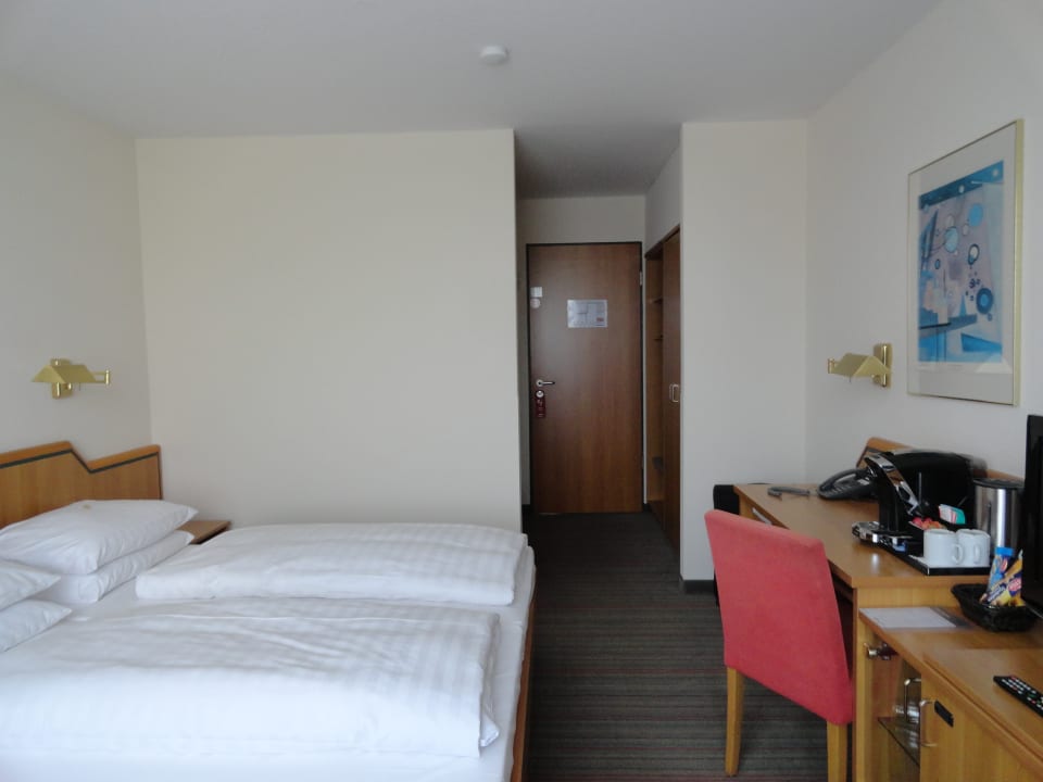 Zimmer Holiday Inn - the niu, Blade Solingen