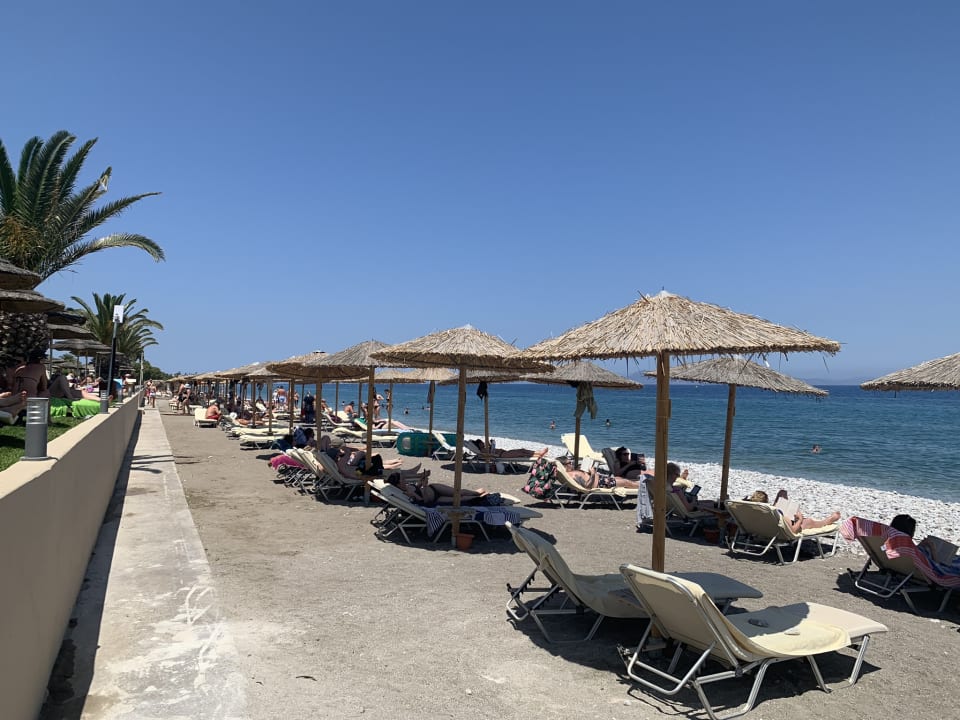 Strand The Ixian Grand & All Suites