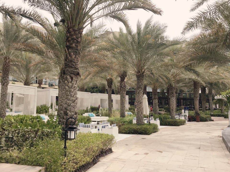 Gartenanlage Rixos The Palm Hotel & Suites