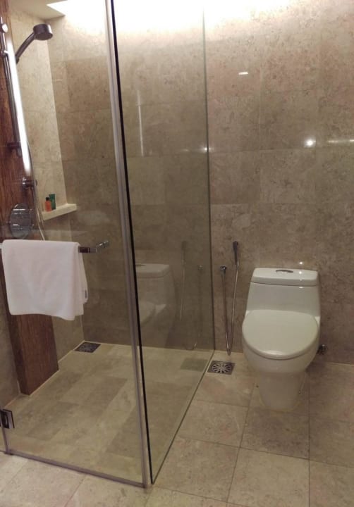 Dusche Hilton Petaling Jaya