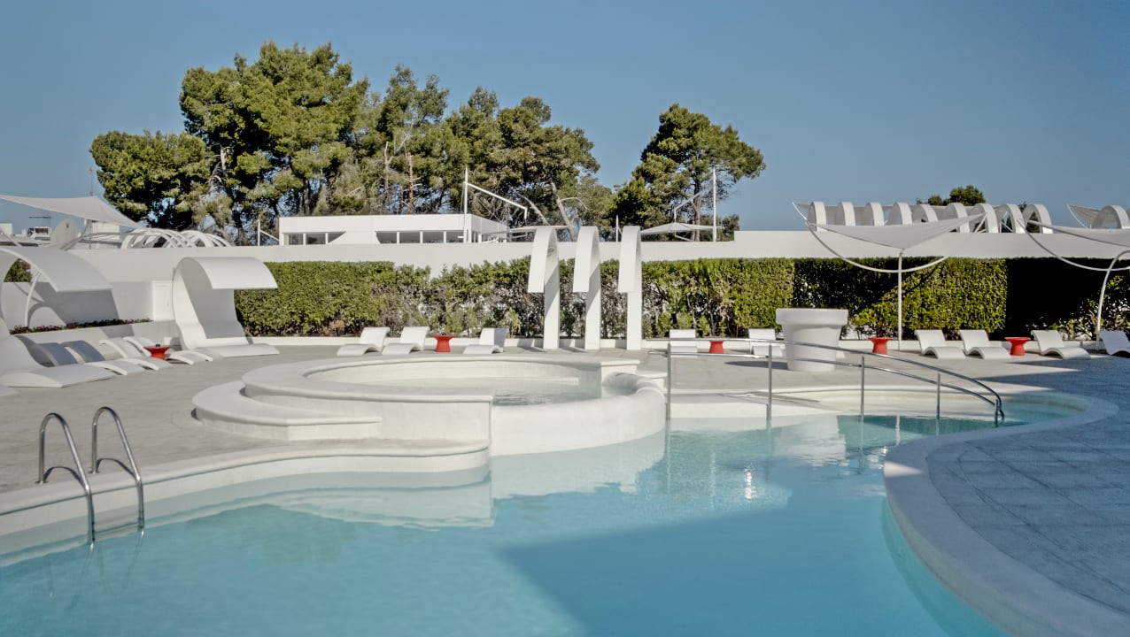 Pool THB Naeco Ibiza