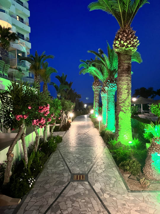 Gartenanlage Pegasos Deluxe Beach Hotel