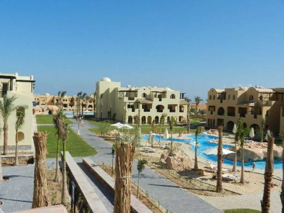 Blick auf die Anlage mit Jakuzzi Stella Garden Resort & Spa, Makadi Bay
