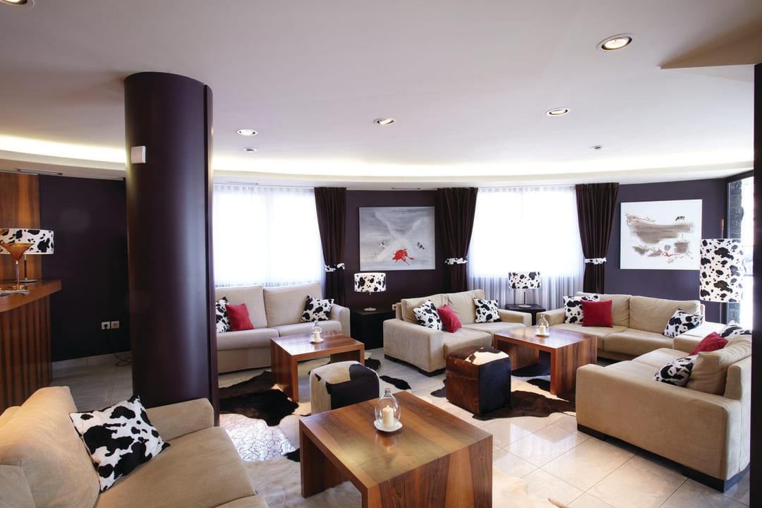 Hall Hotel Mu
