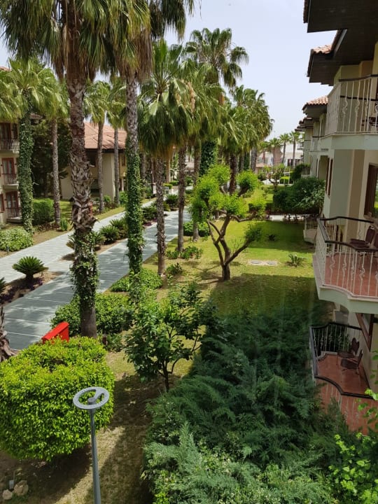 Gartenanlage Club Grand Side