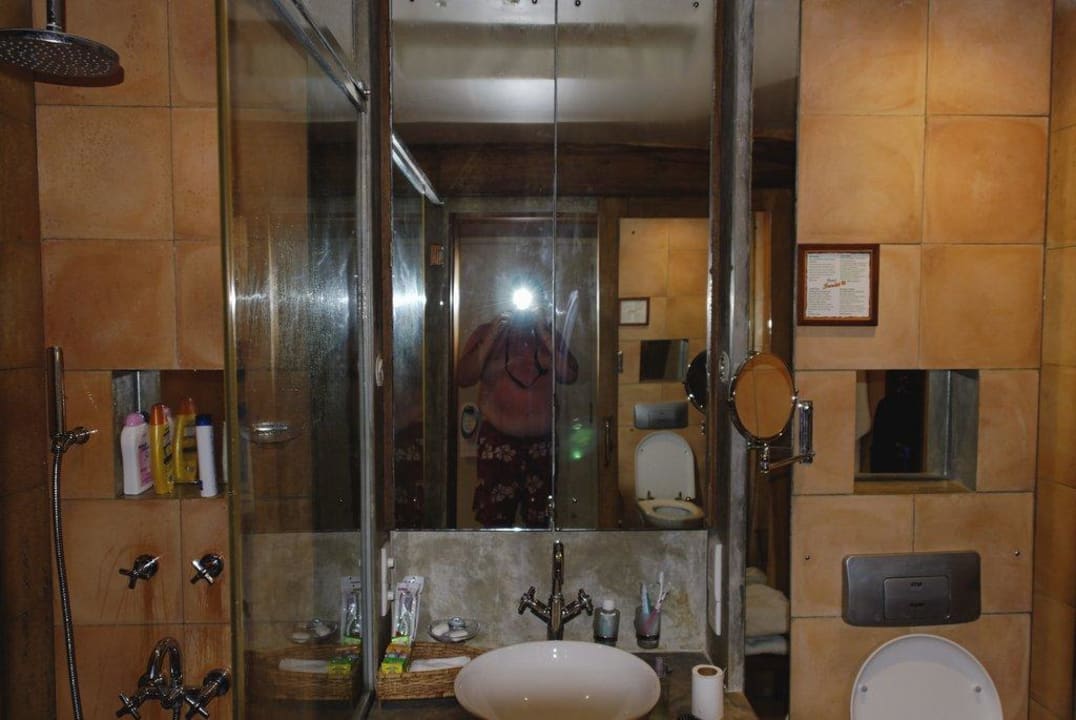 Superior Bad Thaala Bentota