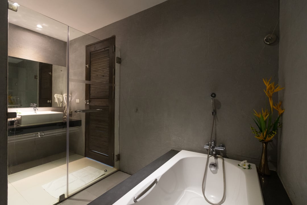 Zimmer Peace Laguna Resort and Spa