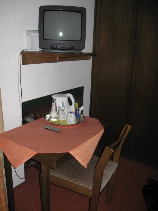 TV und Wasserkocher Gasthof Zum Lamm