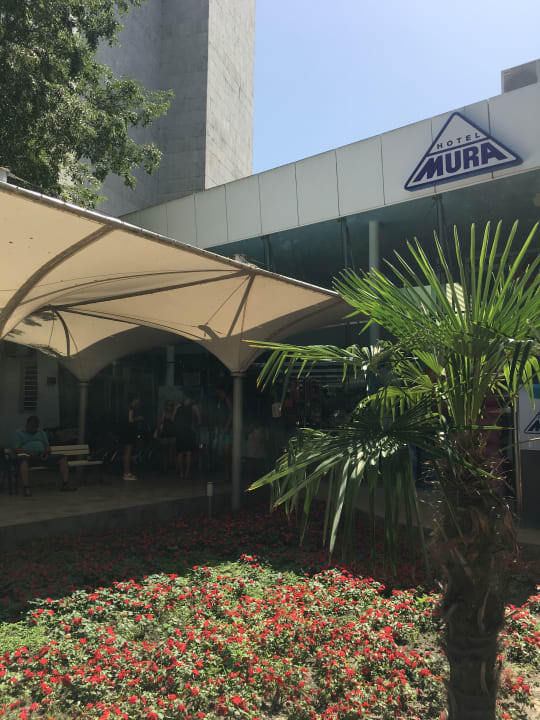 Außenansicht Hotel Mura