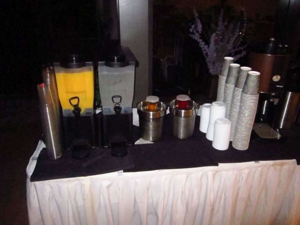 Frühstück Hotel Holiday Inn Express Fort Myers West - The Forum