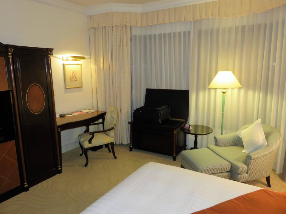 Standard Doppelzimmer #1007 Evergreen Laurel Hotel Bangkok