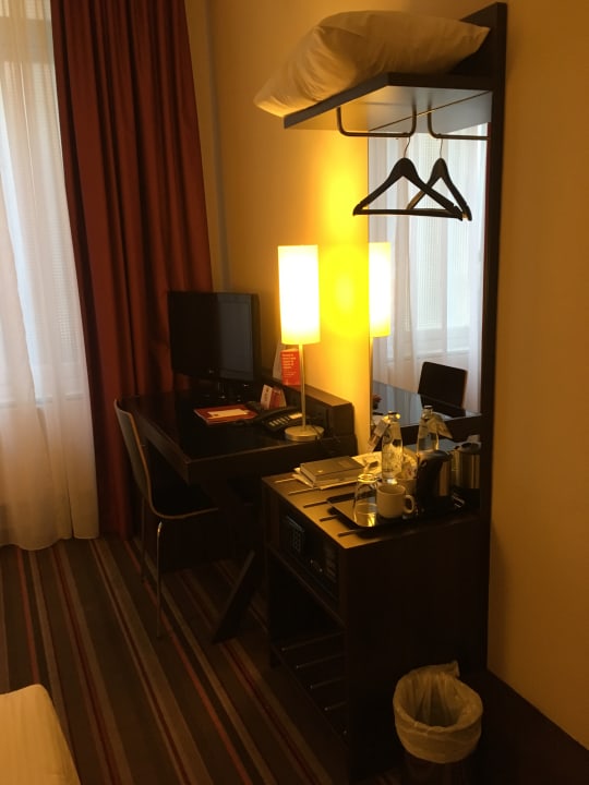 Zimmer Leonardo Hotel Antwerpen