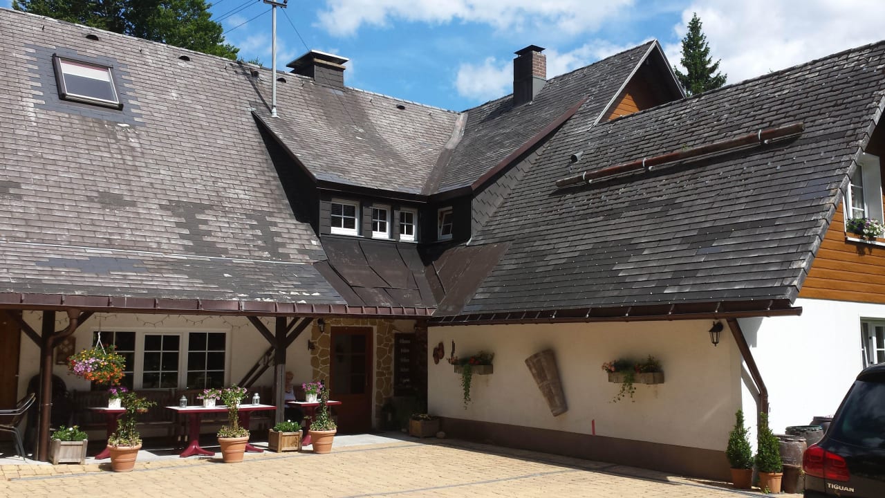 Rückseite mit Terrasse Haus Sonneck