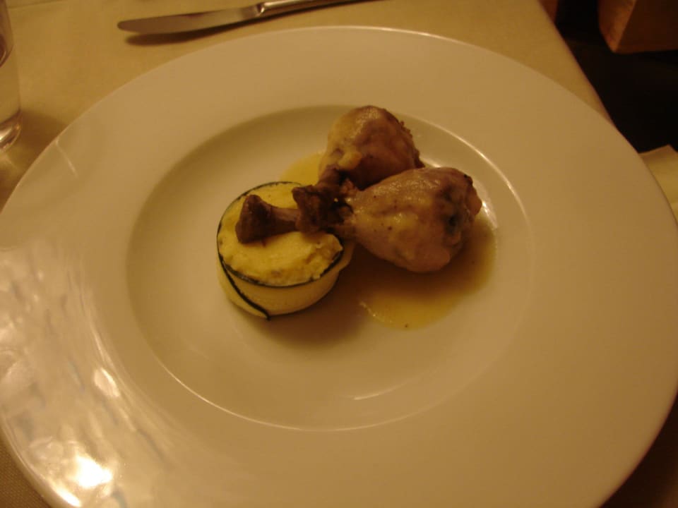 Hauptgericht Hähnchen Hotel Caravel
