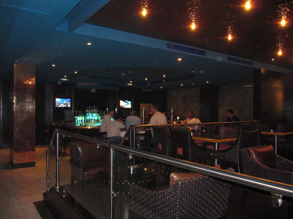 Bar von Innen Hotel Danat Jebel Dhanna Resort