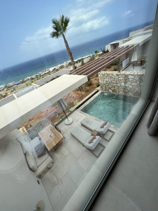 Zimmer The Royal Senses Resort, Curio Collection by Hilton