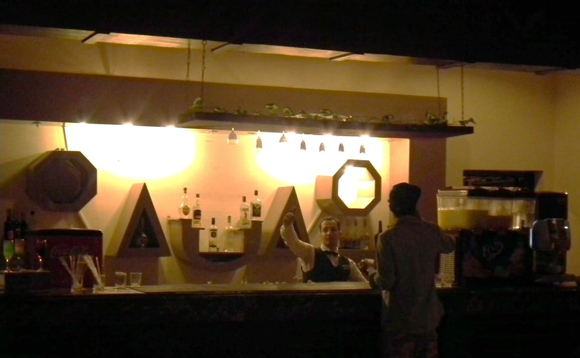 Przy recepcji Regency Plaza Aqua Park & Spa