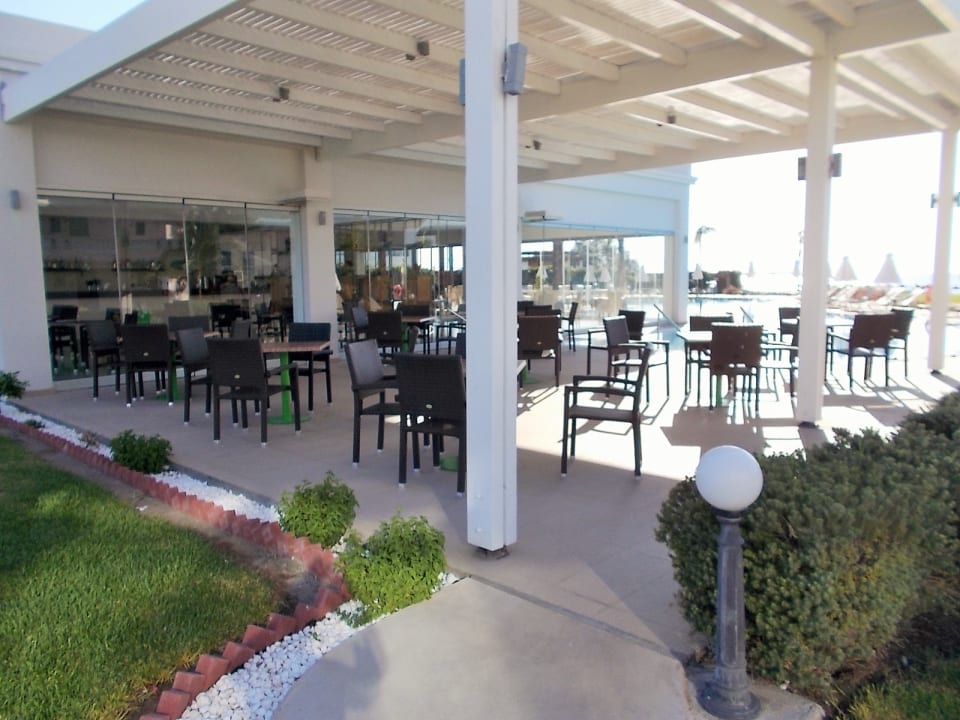 Restaurant Asterias Beach Resort
