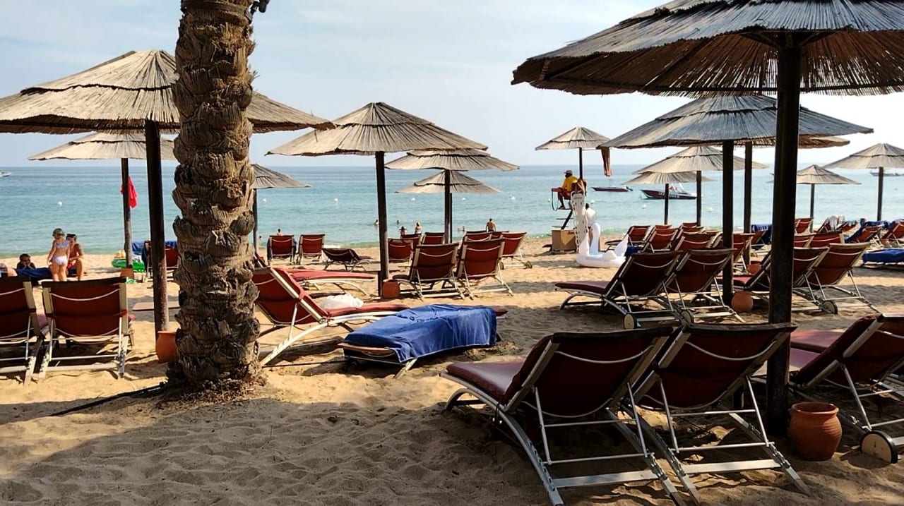 Strand Miramar Al Aqah Beach Resort