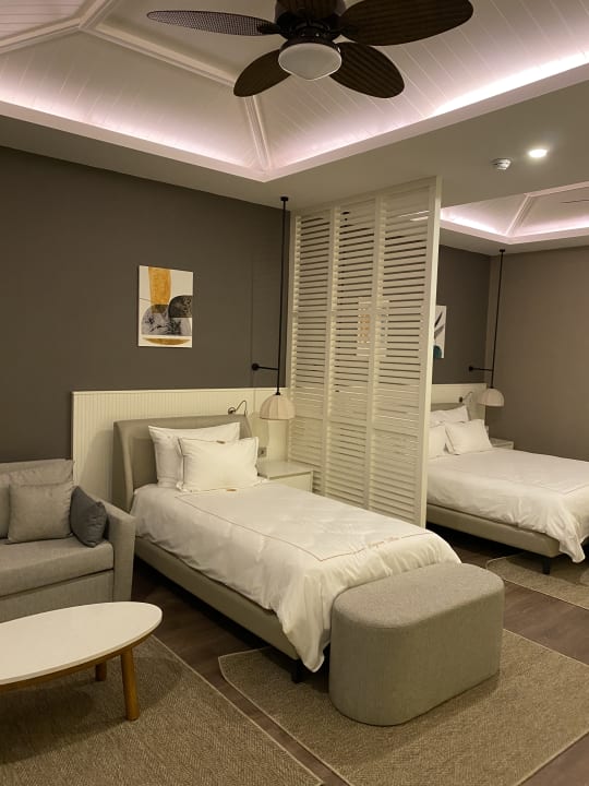 Zimmer Royal Wings Hotel