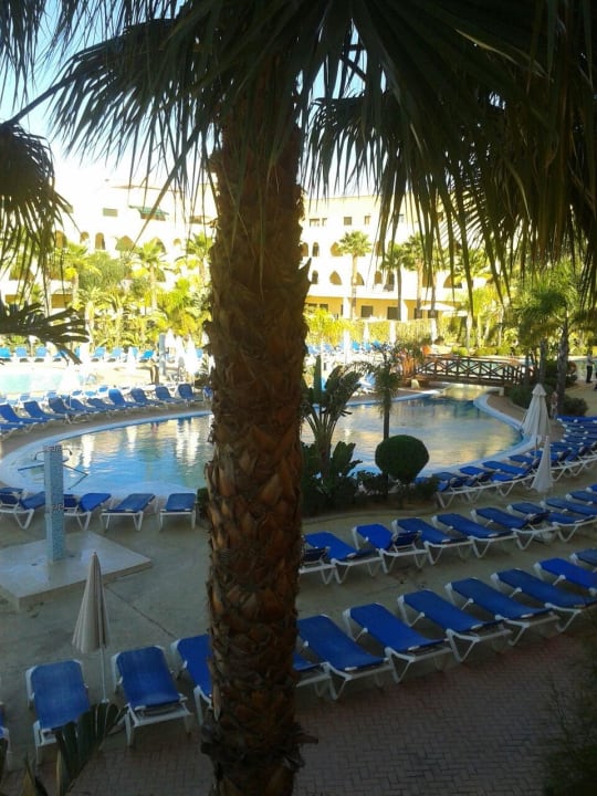A primera hora Playamarina Hotel
