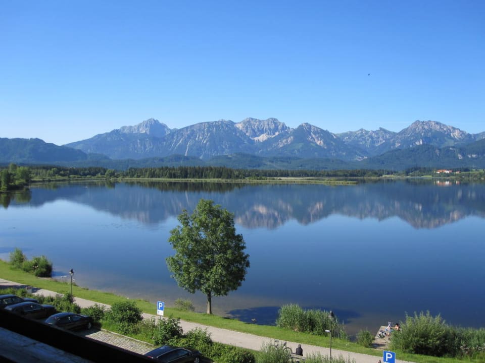 Blick vom Balkon nach links Hotel am Hopfensee
