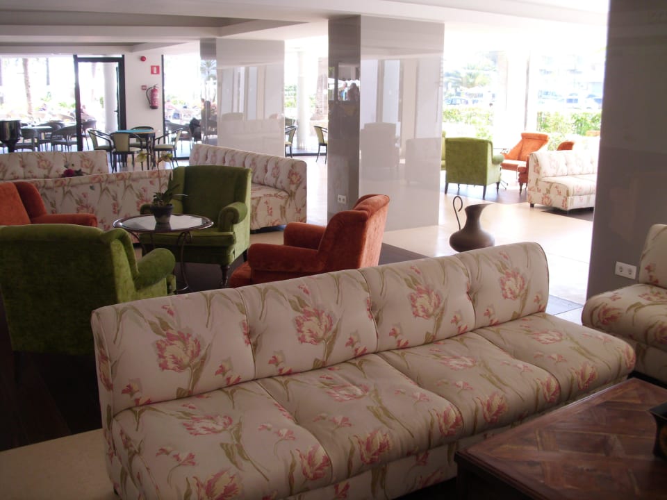 Hell und freundlich allsun Hotel Bahia del Este