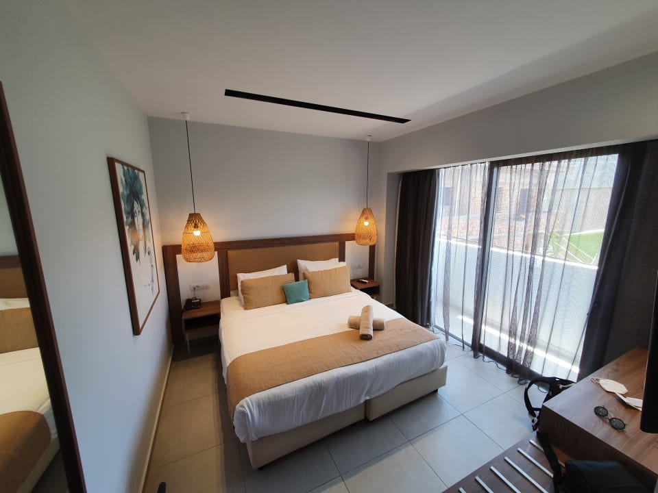 Zimmer Paralos Lifestyle Beach