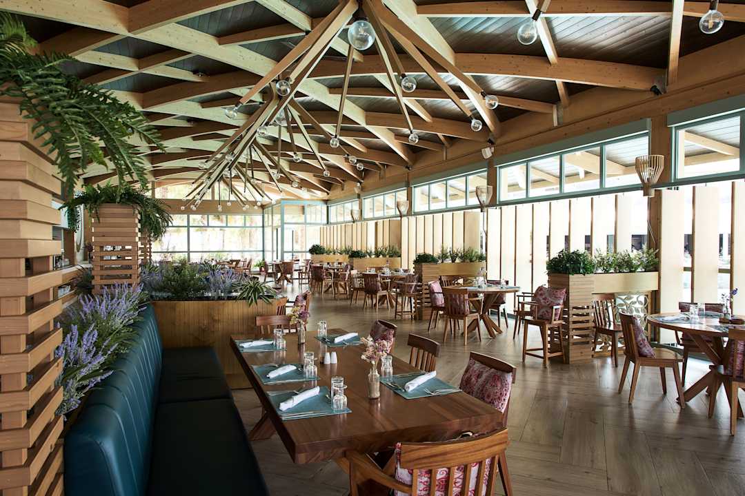 Gastro Arina Beach Resort