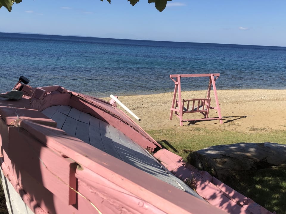 Strand Acrotel LilyAnn Boutique