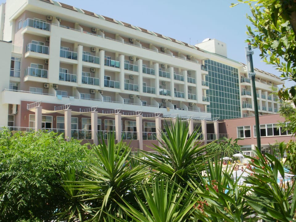 Von aussen gesehen Telatiye Resort