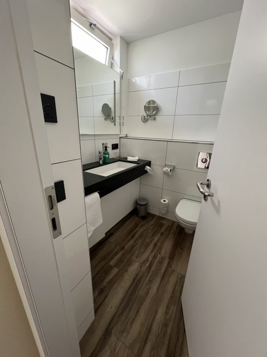 Zimmer MASEVEN Stuttgart SI-Centrum