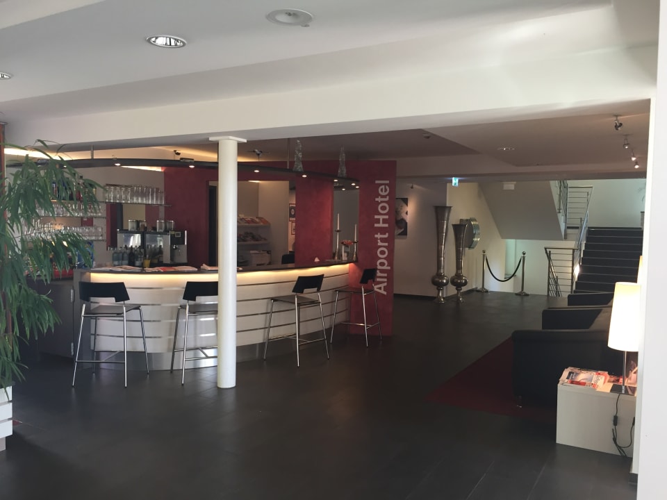 Lobby Airport Hotel Berger's Park