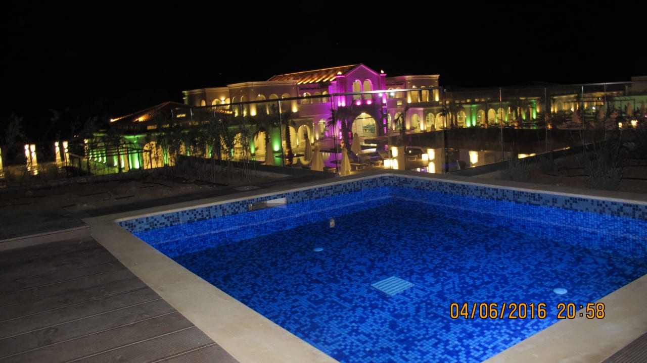 Blick vom Zimmer auf dei Anlage Anemos Luxury Grand Resort