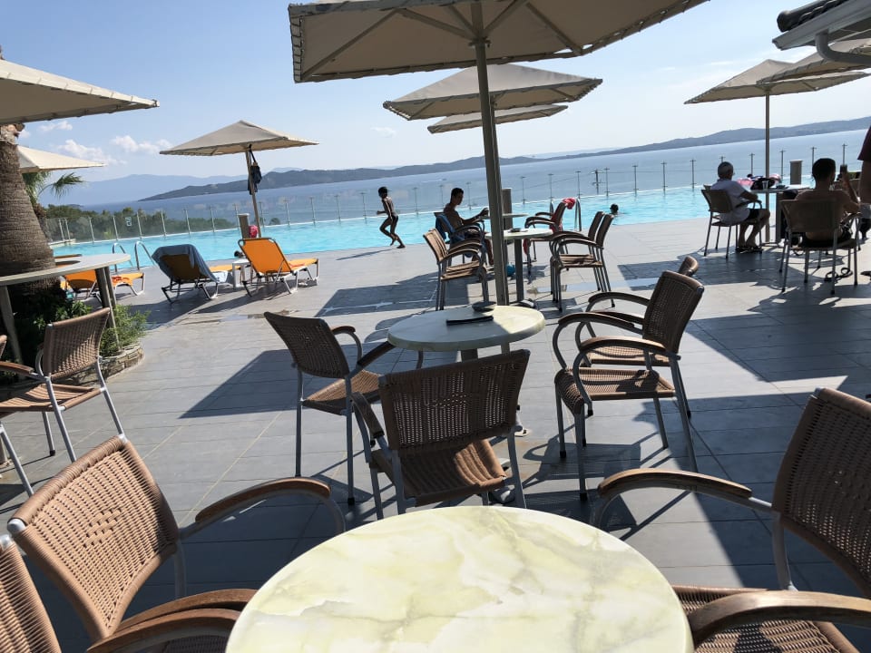 Gastro Akrathos Beach Hotel