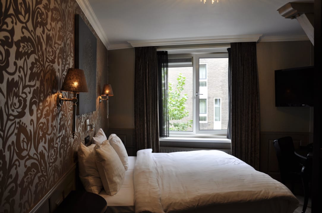 Fenster zur Straße Hotel Sint Nicolaas