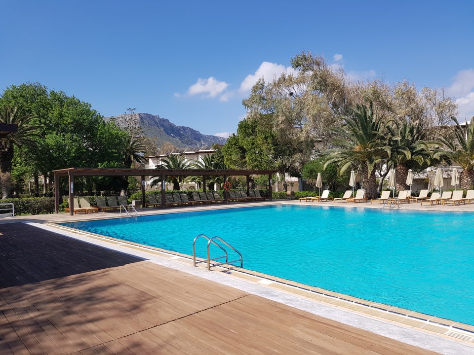 Pool Apollonia Beach Resort & Spa