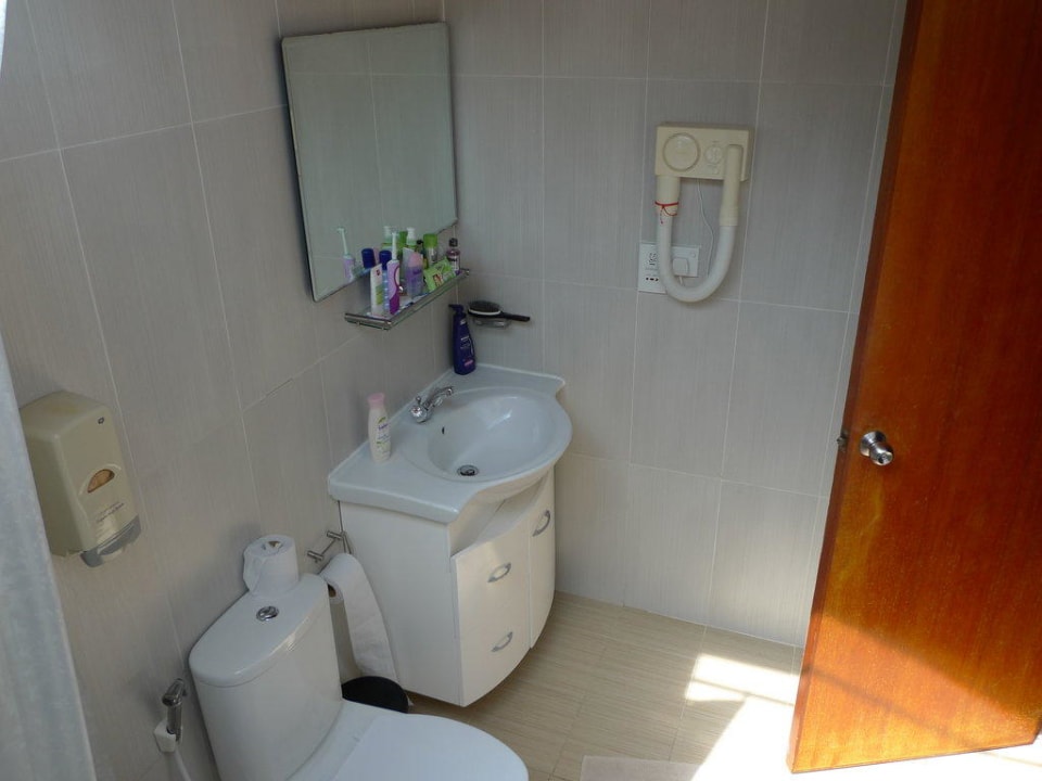 Bad Wasserbungi Embudu Village