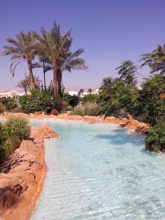 Piękny ogród Regency Plaza Aqua Park & Spa