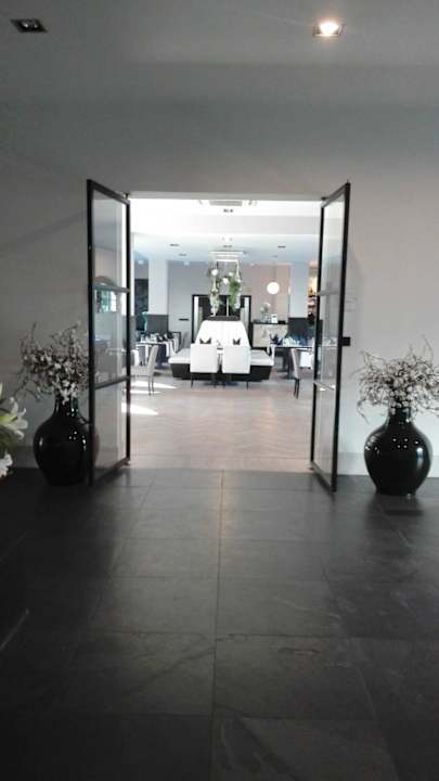 Wejście do restauracji Hotel Pałac Jugowice