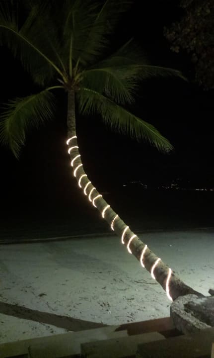 Strandbereich bei Nacht Beyond Samui  (Im Umbau/Renovierung)