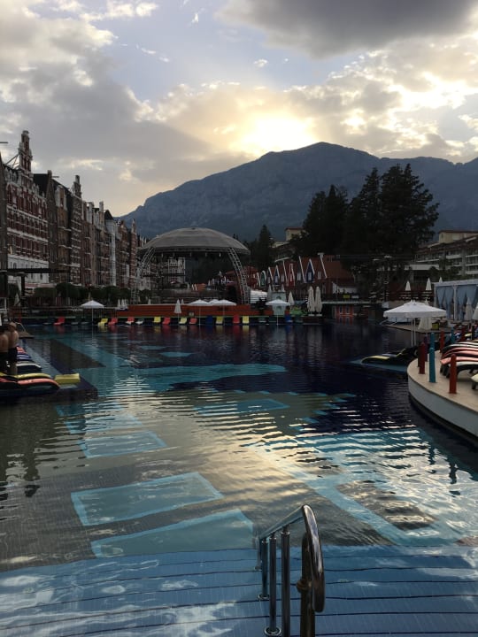 Pool Orange County Kemer
