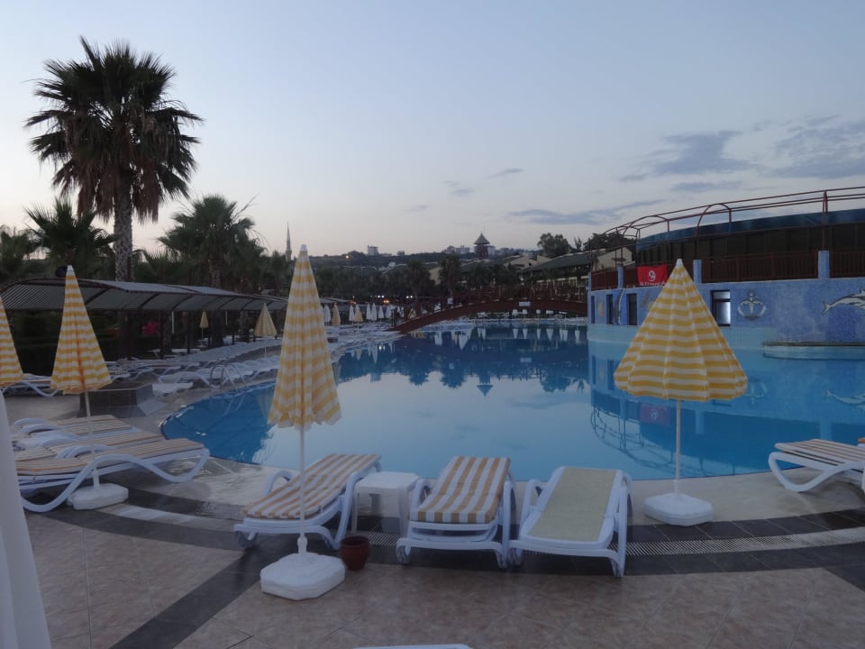 Die Ruhe nach dem Sturm!! Oz Hotels Incekum Beach