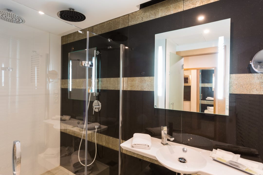 Zimmer Sirenis Seaview Country Club