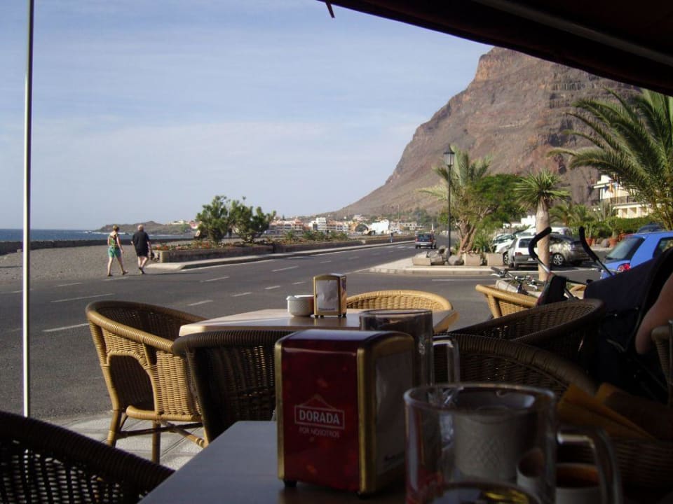 vor dem Hotel Hotel Gran Rey
