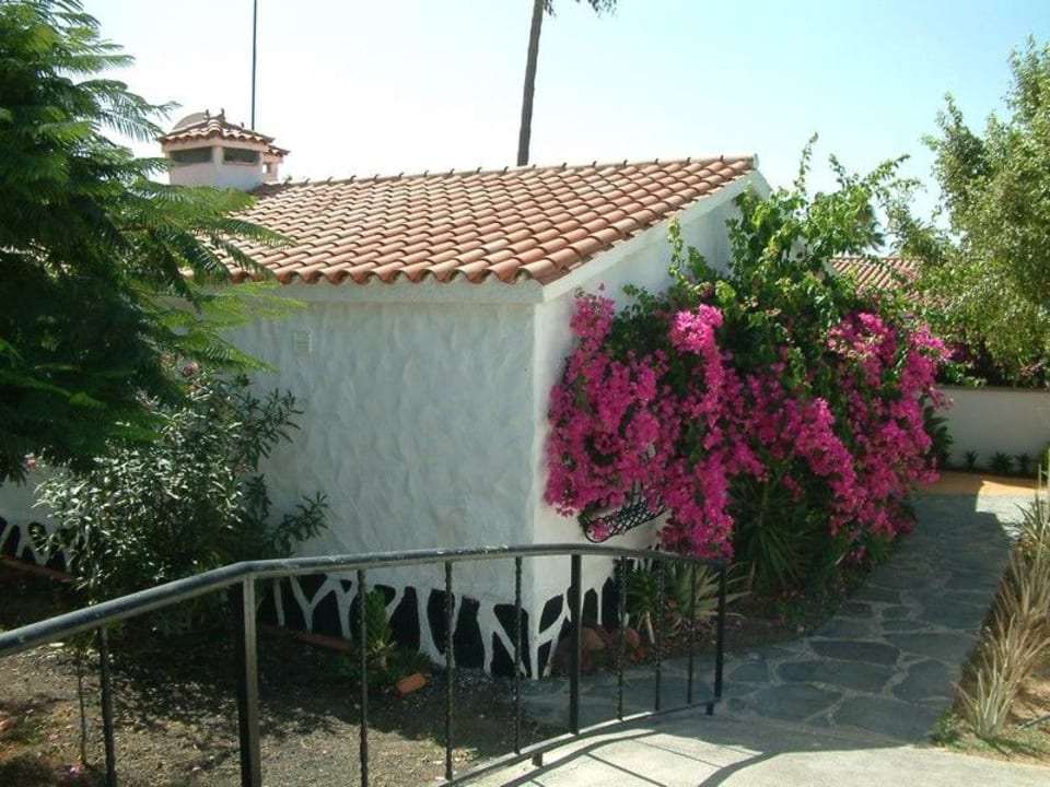 Rückansicht Garten Hotel Los Porches