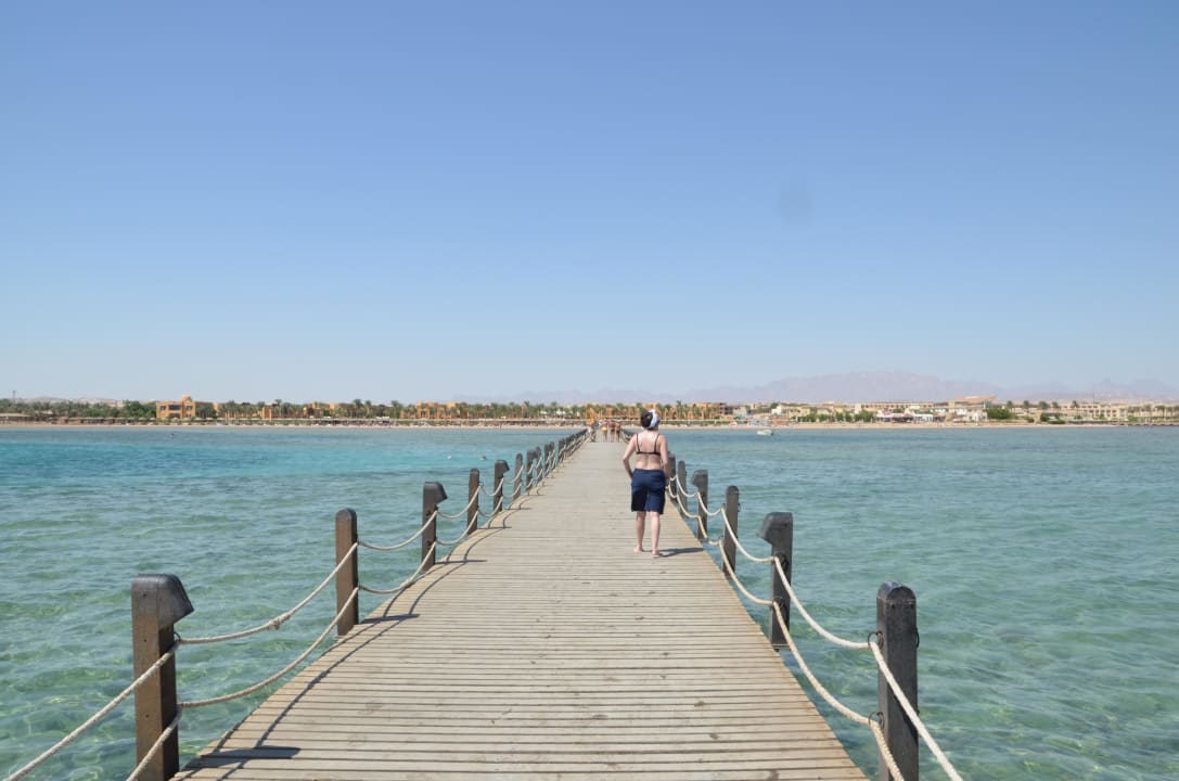 Steg zum Riff Stella Beach Resort & Spa Makadi Bay