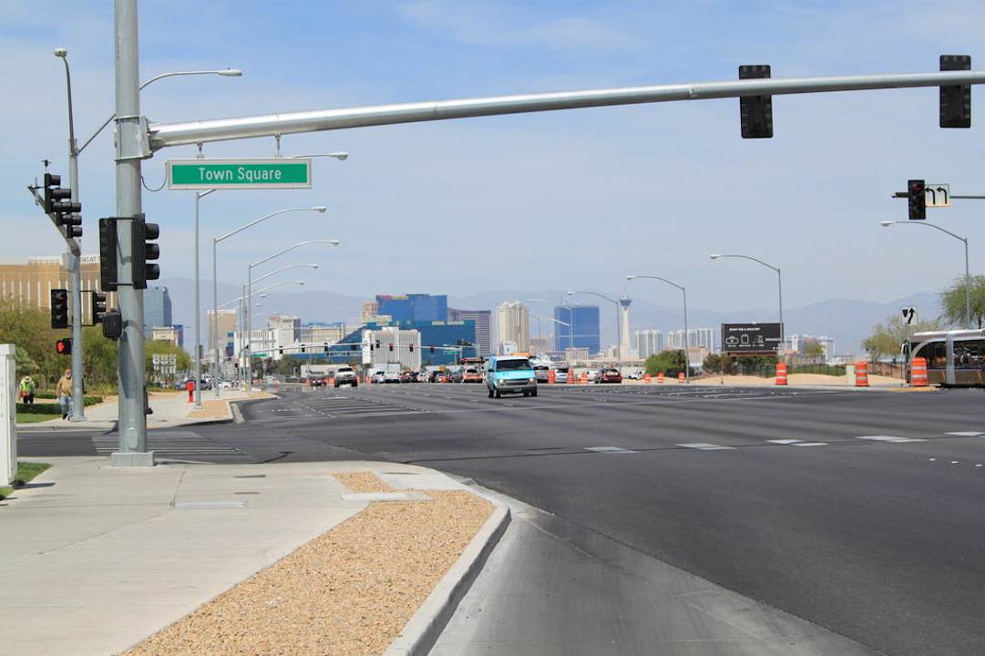 Sogar vom anderen Ende des Strip zu sehen The STRAT Hotel, Casino and SkyPod